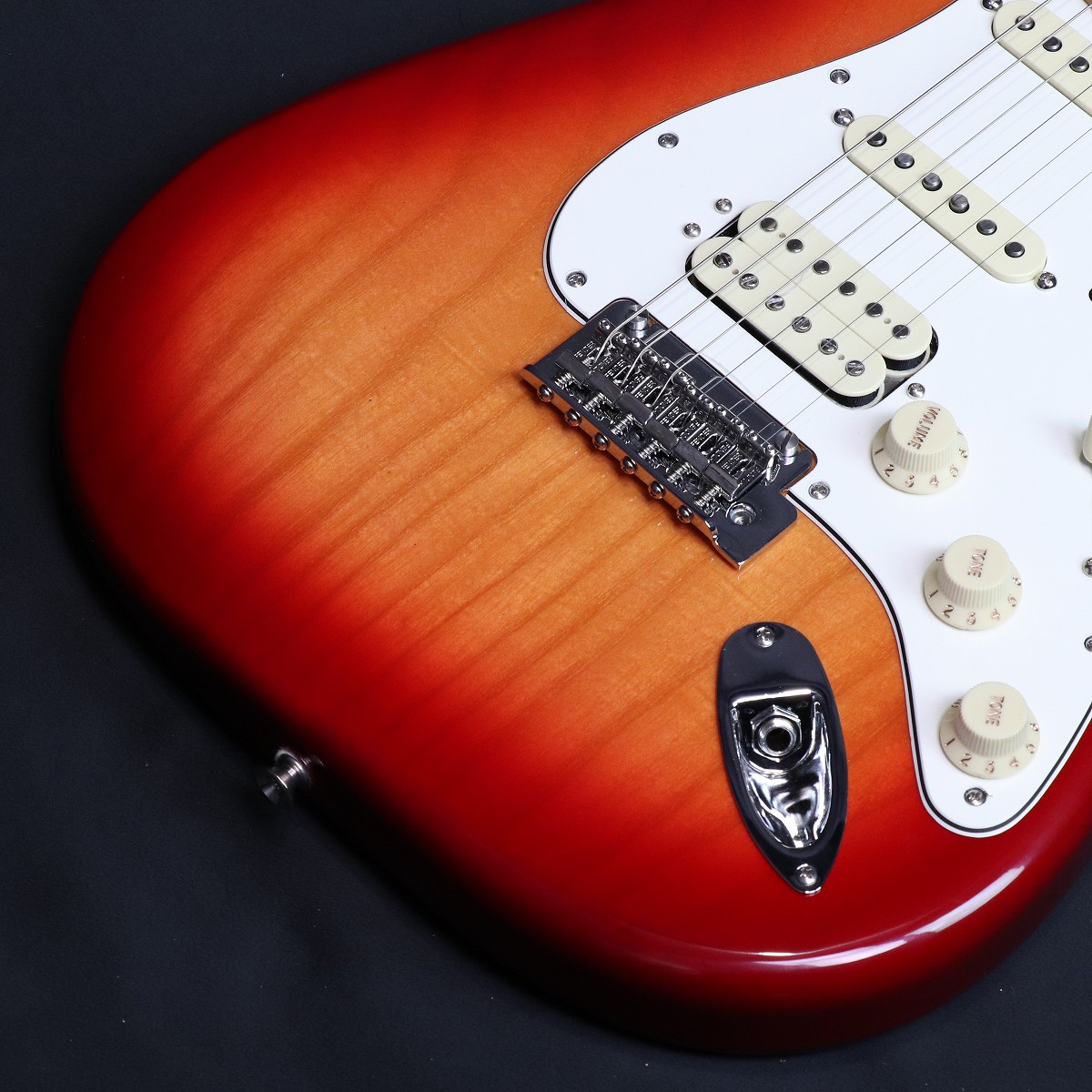 Fender / Player II Stratocaster HSS Maple Fingerboard Aged