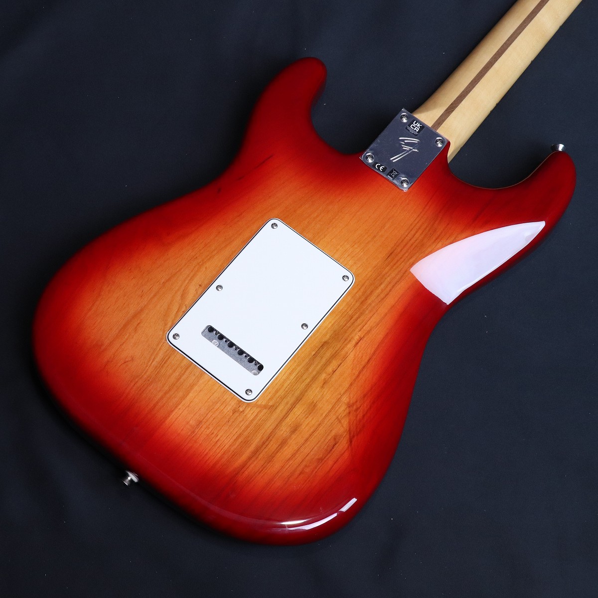 Fender / Player II Stratocaster HSS Maple Fingerboard Aged