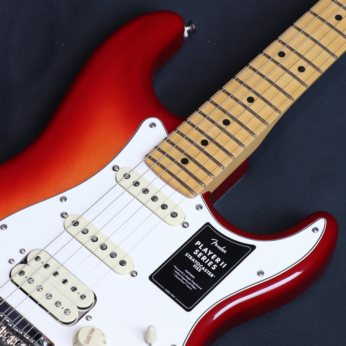 Fender / Player II Stratocaster HSS Maple Fingerboard Aged