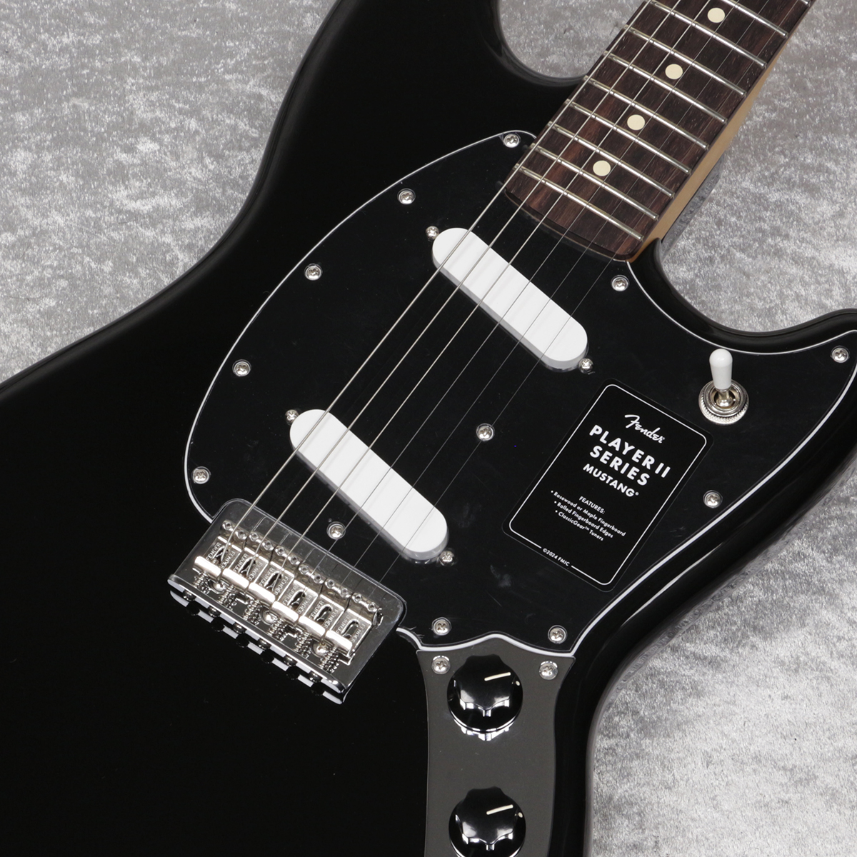 Fender / Player II Mustang Rosewood Fingerboard Black【特典