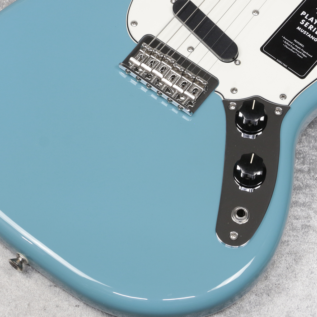 ムスタング　リモコン　　　　　　　　日本製 Amazon.co.jp: Musiclily Pro 12穴ムスタングピックガード日本製