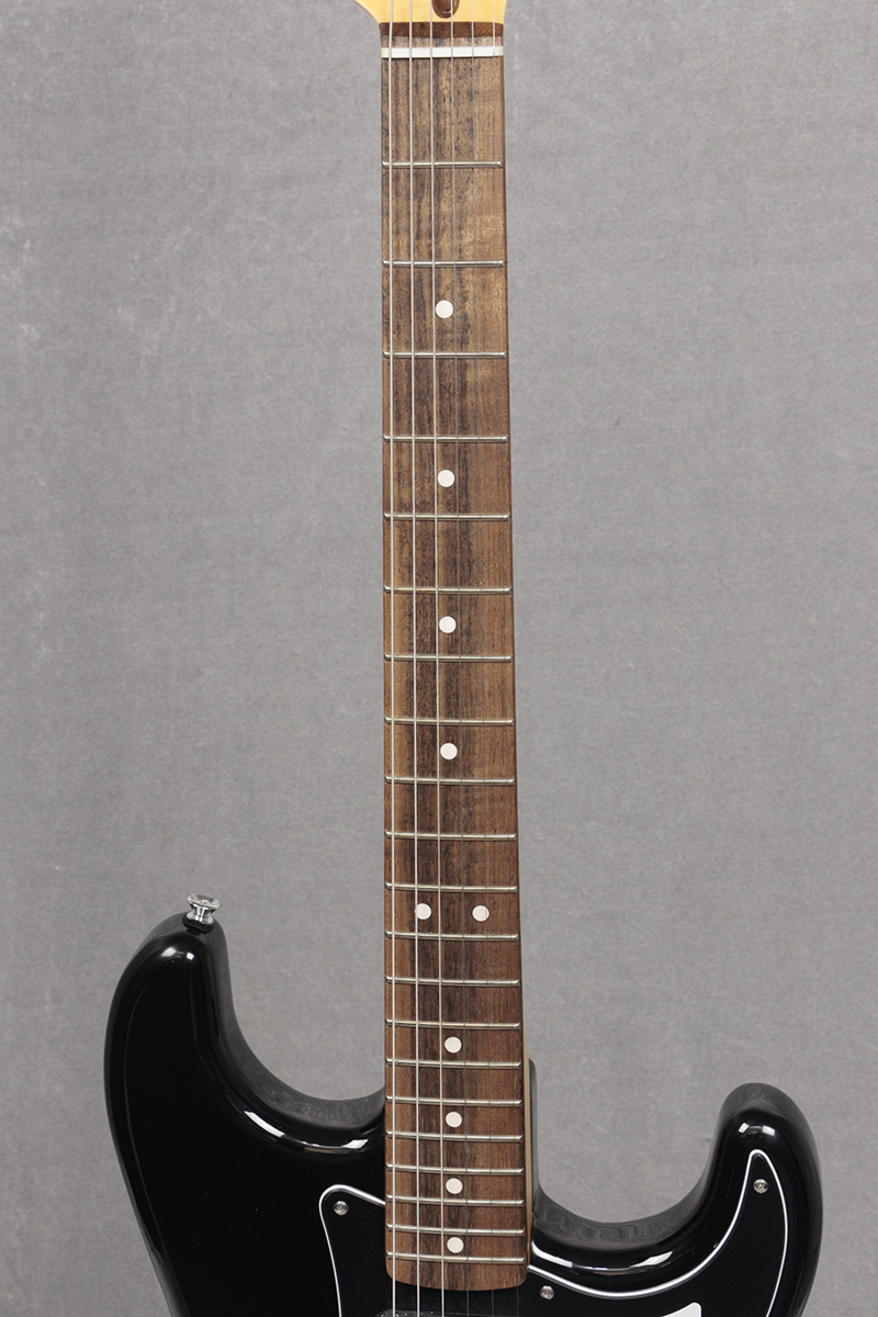 Fender / Standard Stratocaster HSS Laurel Fingerboard Black