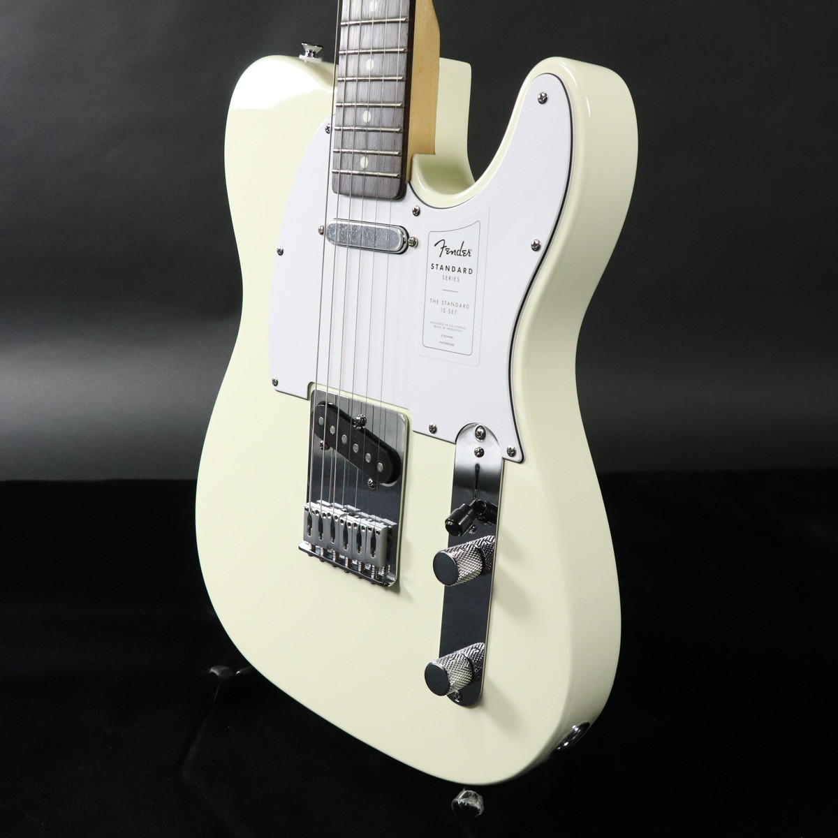 Fender / Standard Telecaster Laurel Fingerboard White