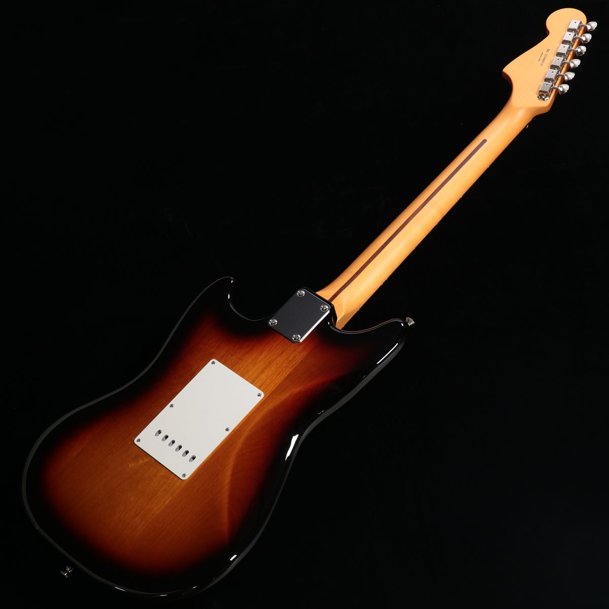Fender / Made in Japan Limited Cyclone 3-Color Sunburst