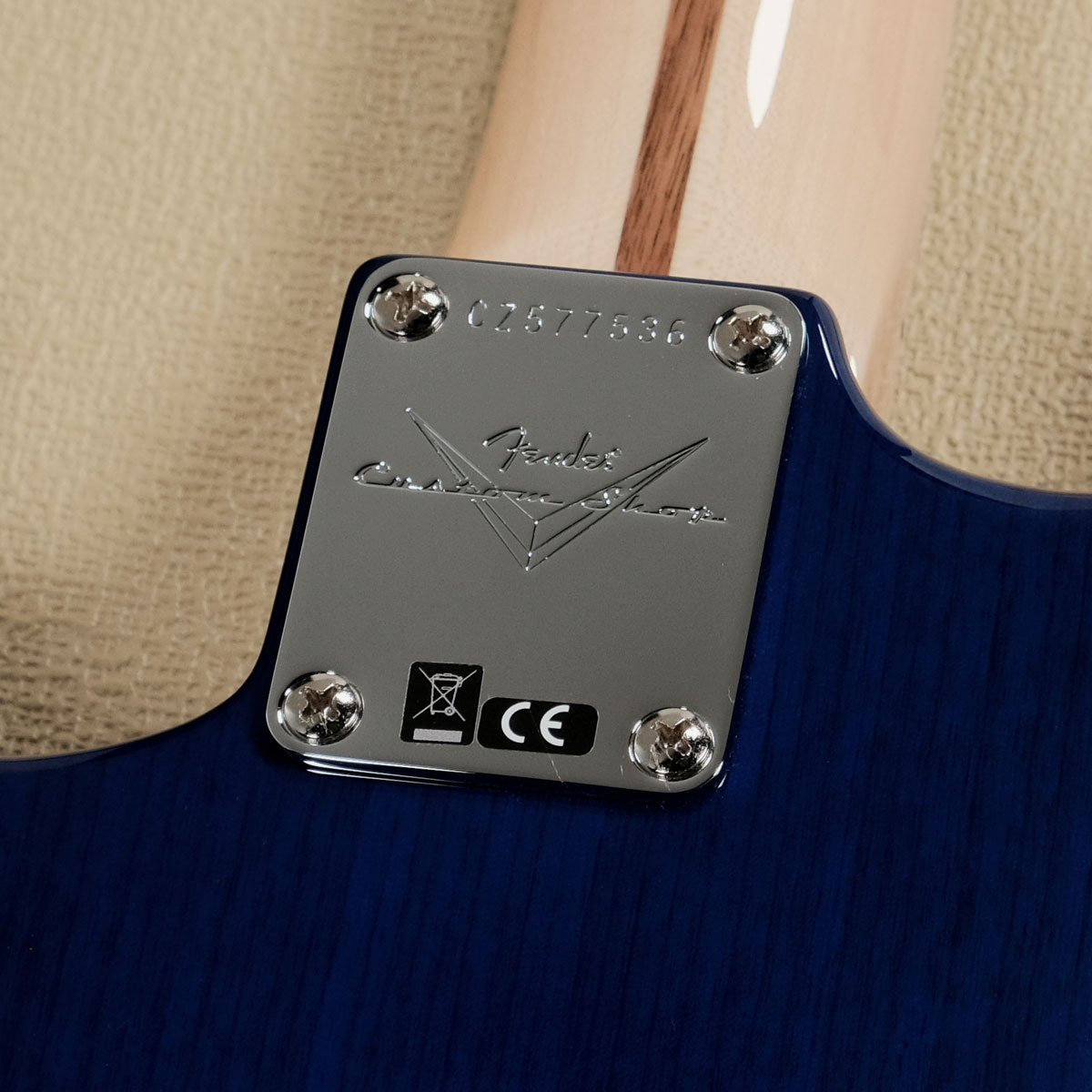 Fender Custom Shop / Custom Built Custom Stratocaster NOS AA