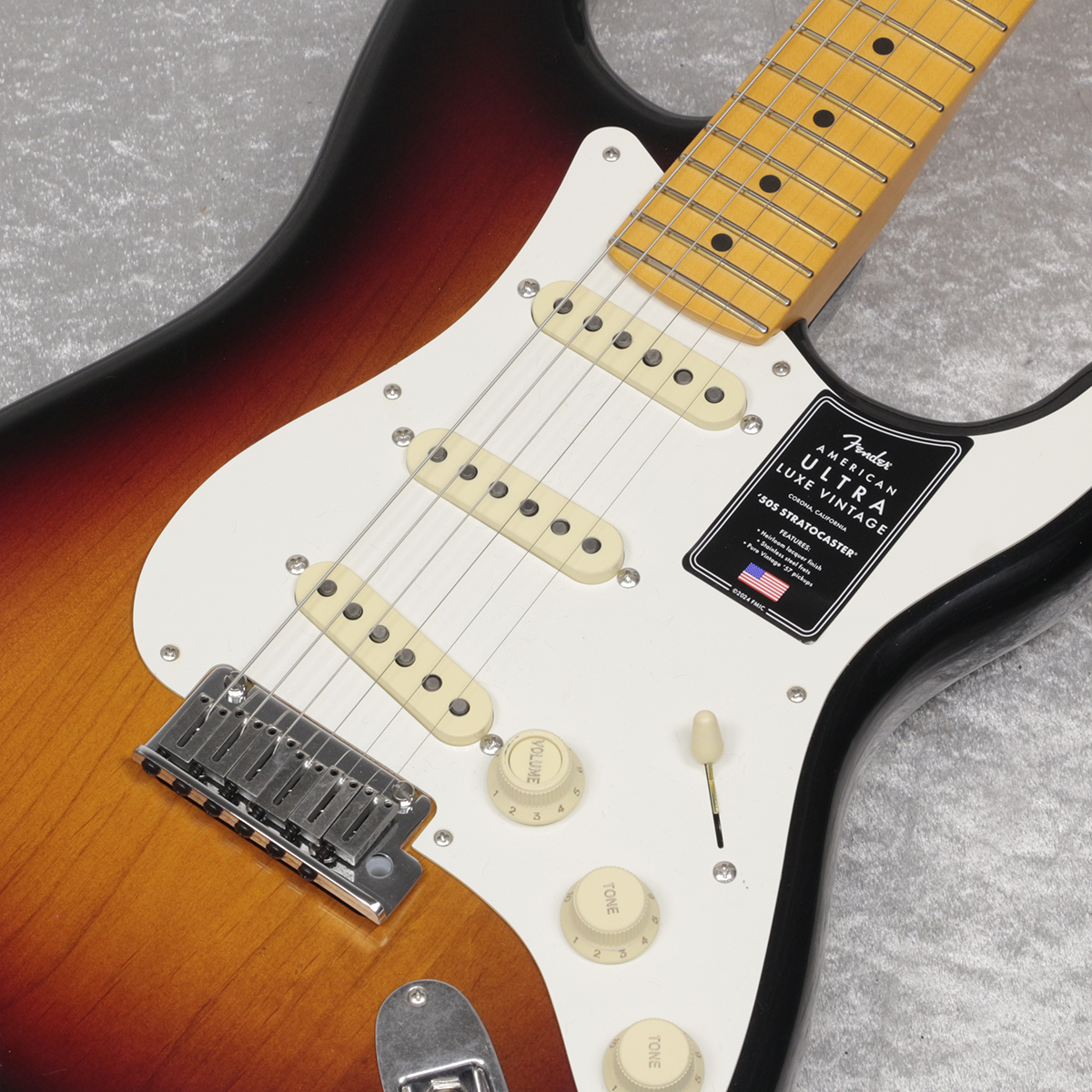 う*ぎ様 超希少　極上美品　ビンテージストーブ　サファイア　オランダ製　純正新品 Fender / American Ultra Luxe '50s Stratocaster Maple 3-Color