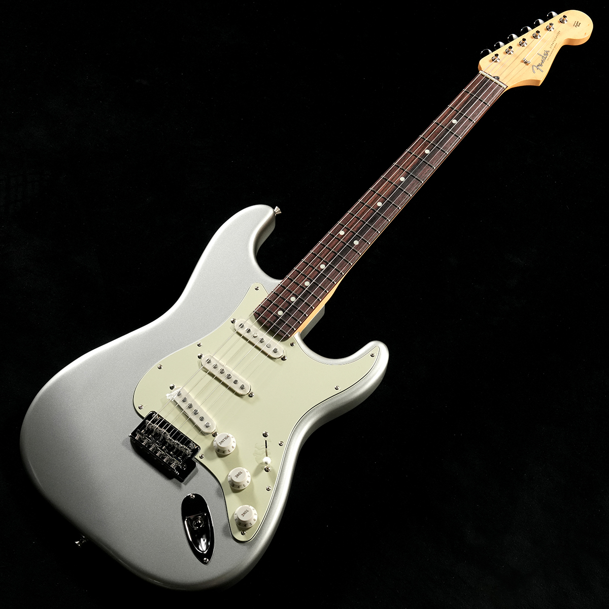 Fender Stratocaster エレキギター アイボリー Amazon | Fender エレキギター Eric Clapton Stratocaster