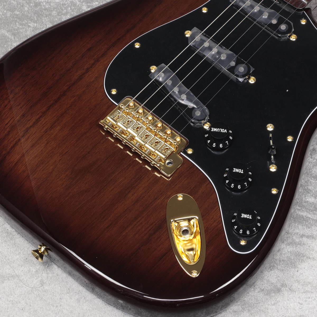 Fender / ISHIBASHI FSR MIJ Traditional 60s Stratocaster Fender / ISHIBASHI FSR MIJ Traditional 60s Stratocaster