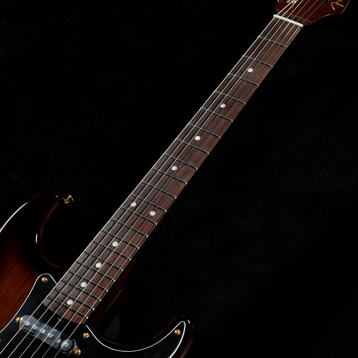 Fender / ISHIBASHI FSR MIJ Traditional 60s Stratocaster Walnut Top Gold Hardware(重量:3.56kg)【S/N:JD24030284】【渋谷店】