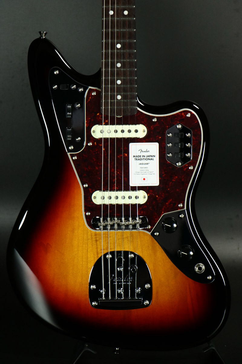 Fender / Made in Japan Traditional 60s Jaguar 3-Color
