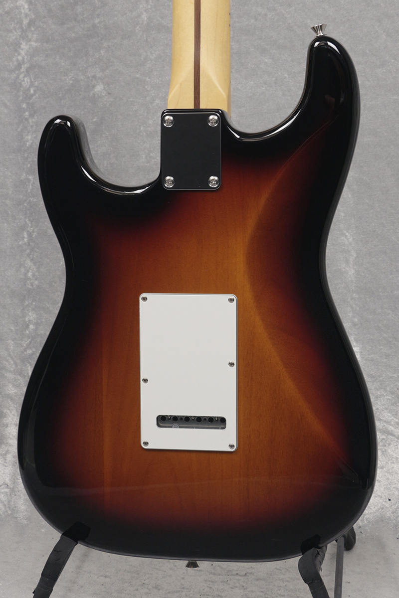 Fender / Made in Japan Hybrid II Stratocaster Maple Fingerboard 3-Color Sunburst【特典プレゼント】