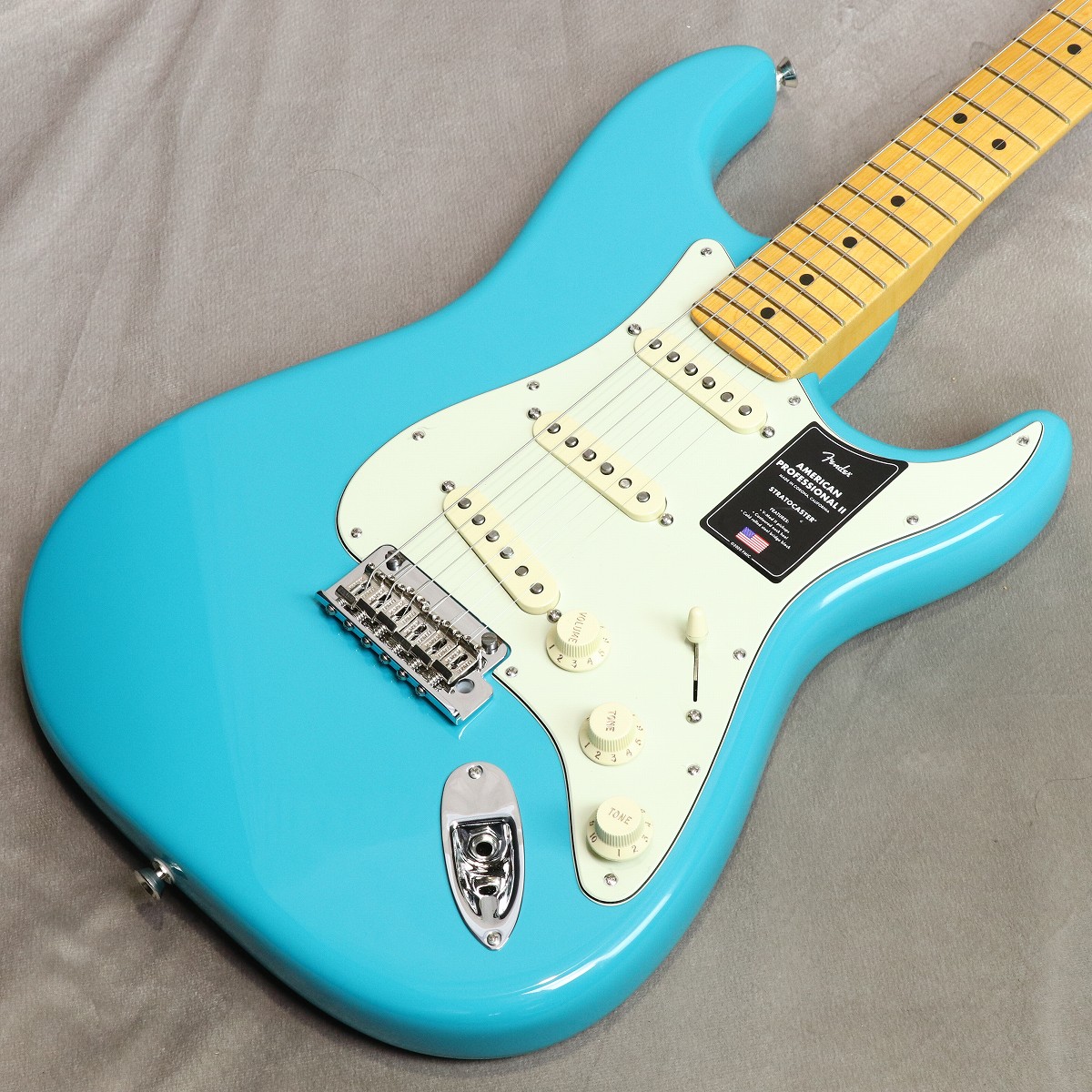Fender USA / American Professional II Stratocaster Maple