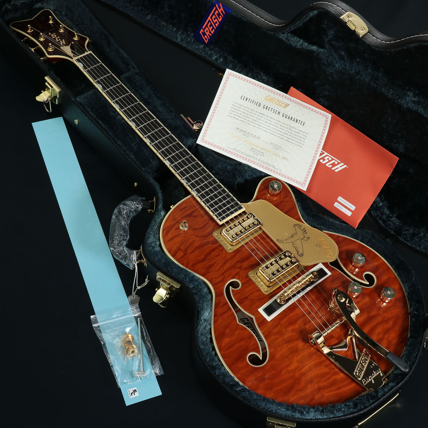 ギター L FALCON Gretschの限定モデル「Falcon Center Block Jr.」に注目