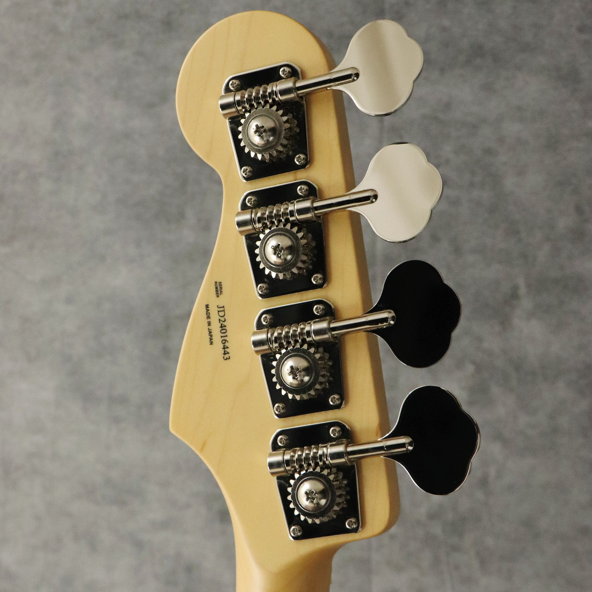 Fender / MIJ Hybrid II Jazz Bass Maple Fingerboard Forest