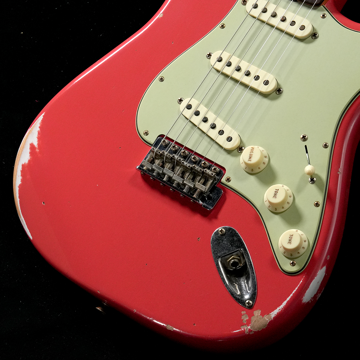ギター FiestaRed Relic LaquerFinishStratocaster Fender Custom Shop / Time Machine Collection 2025 1962