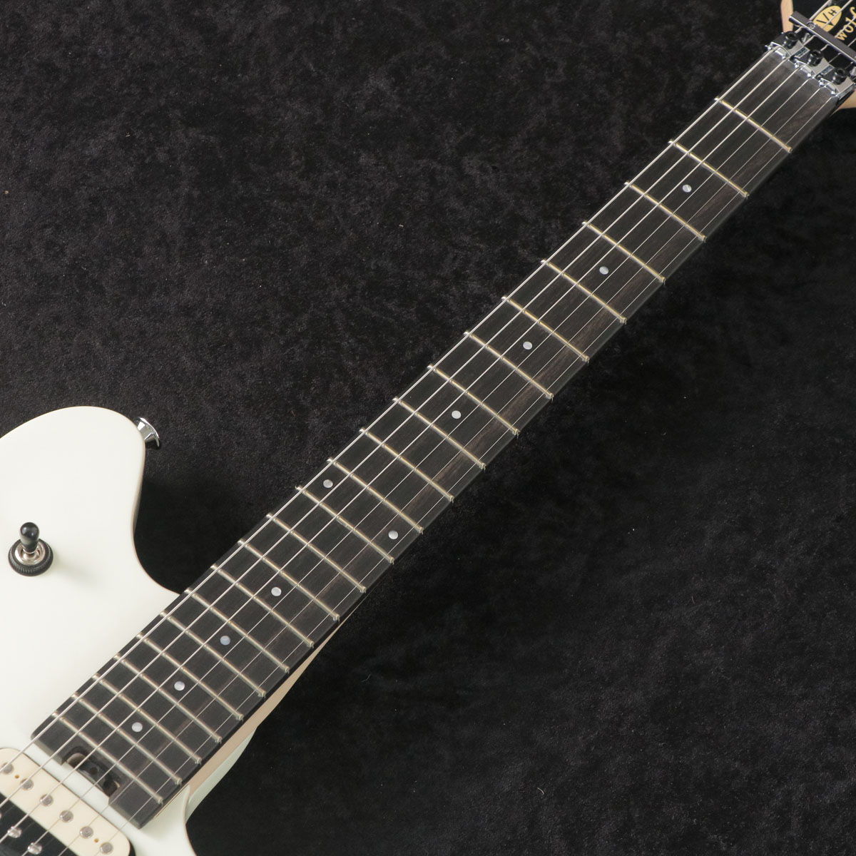 EVH Wolfgang Special Ivory 専用ハードケース付き　美品 EVHWolfgang Special -Ivory-【Webショップ限定】商品詳細