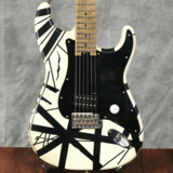 EVH / Striped Series 78 Eruption Maple Fingerboard White with Black Stripes Relic  S/N EVH2116930ۡŹ