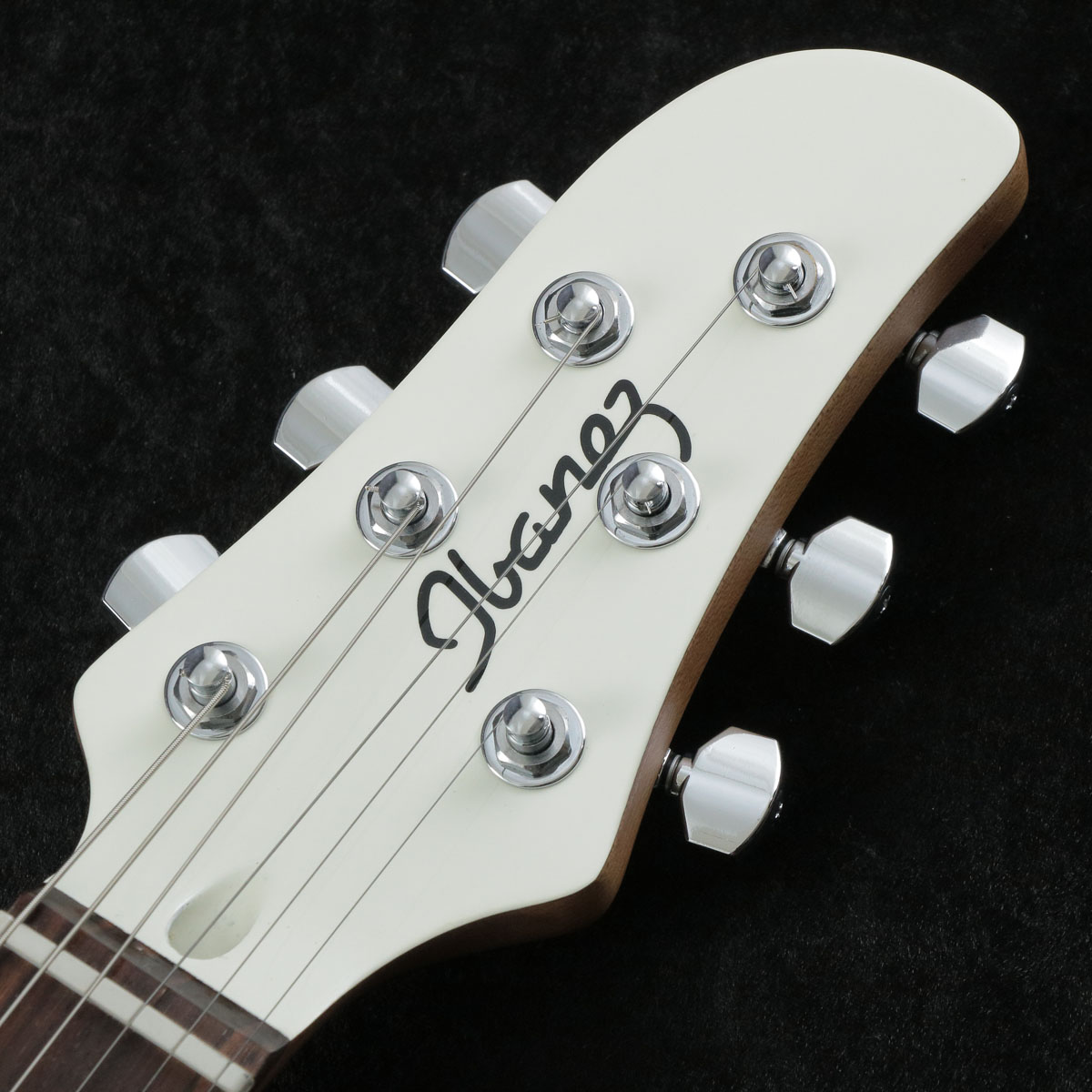 アイバニーズ Ibanez / ICHI00-VWH (Vintage White) Ichika Nito Signature