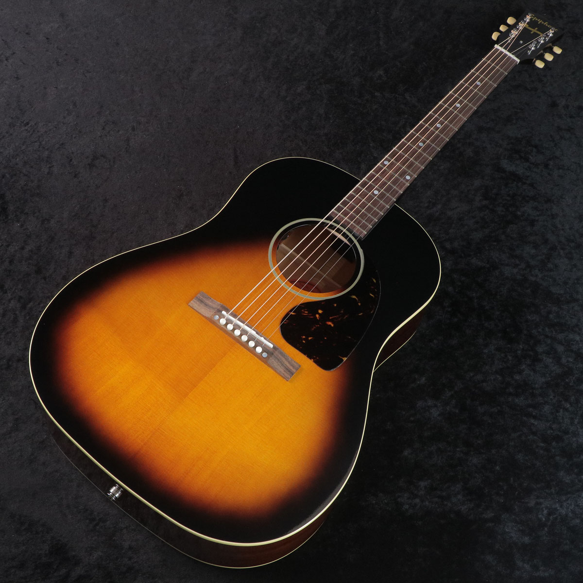 エピフォンInspiredByGibsonCustom1942BannerJ45 1942 Banner J-45, Vintage Sunburst | Epiphone