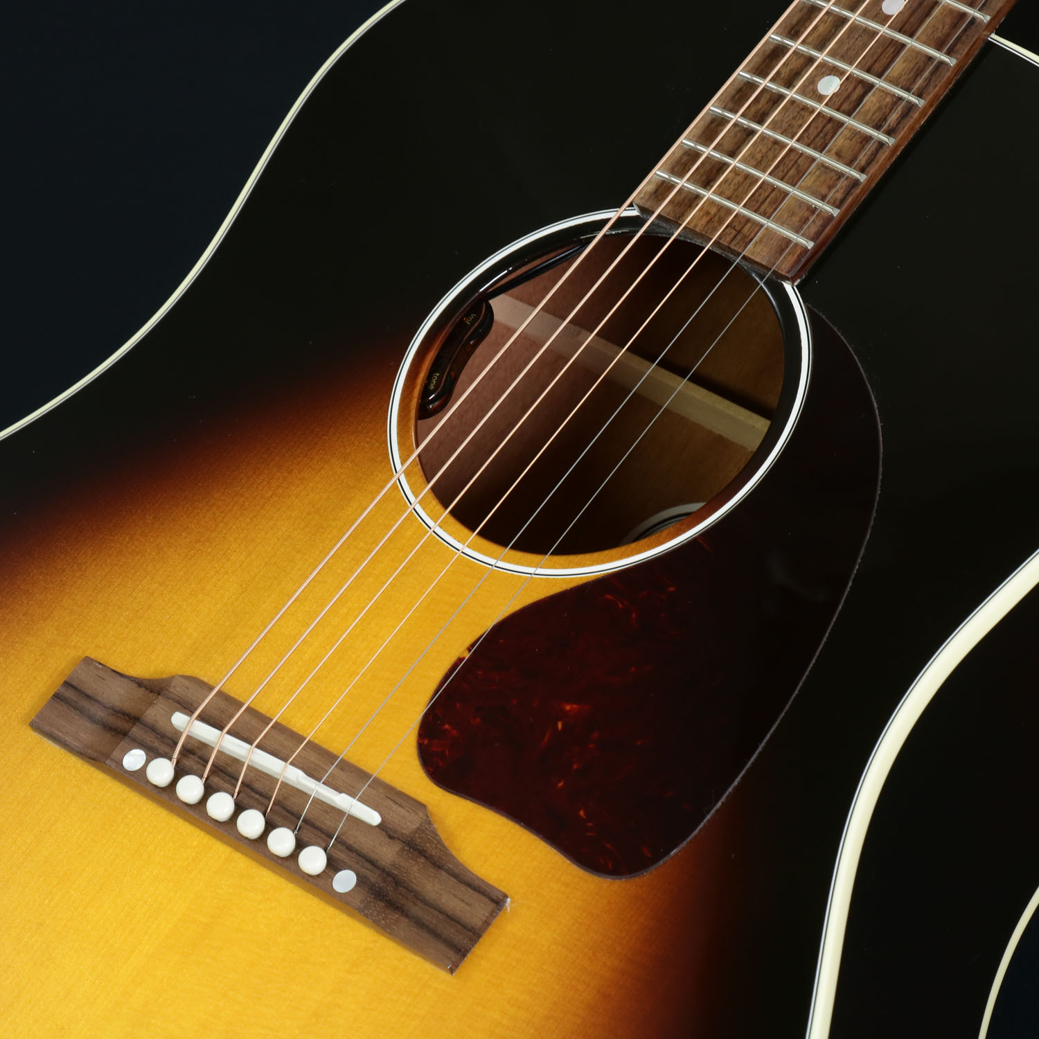 Gibson / 《特典付き》 J-45 Standard Vintage Sunburst [2025年