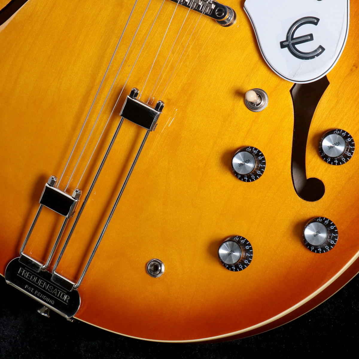 Epiphone / Riviera Royal Tan (RT)[重量:3.47kg]【S/N