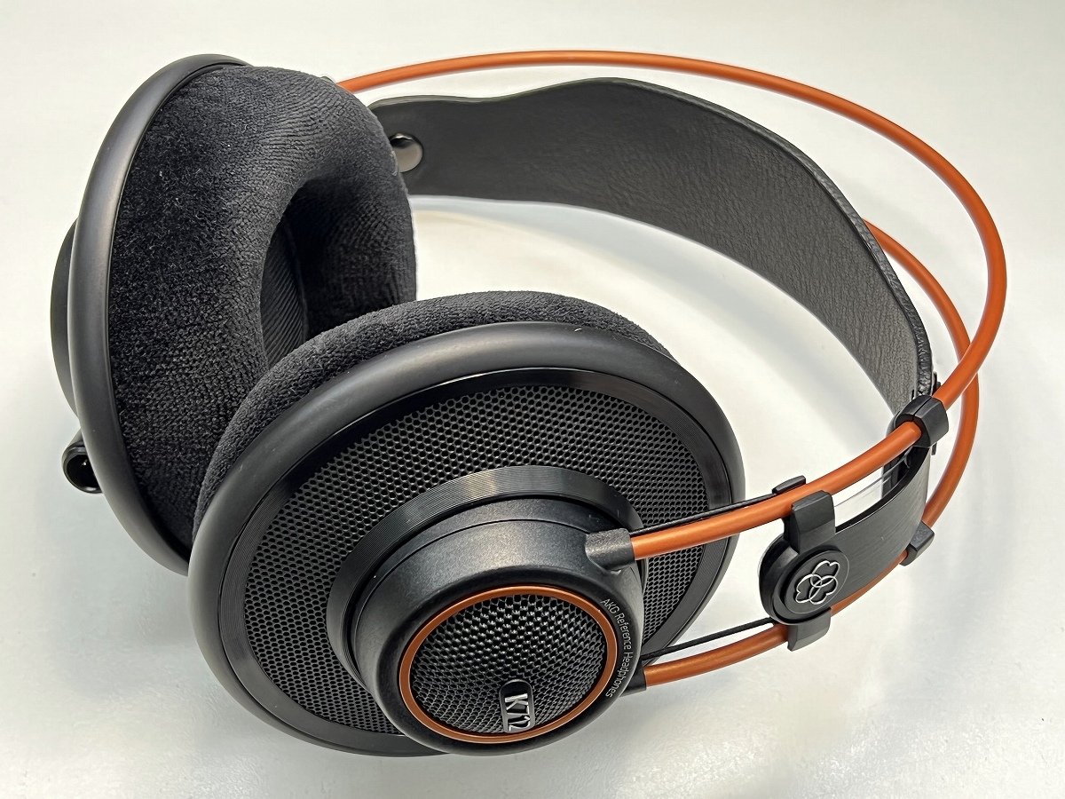 AKG K712 PRO