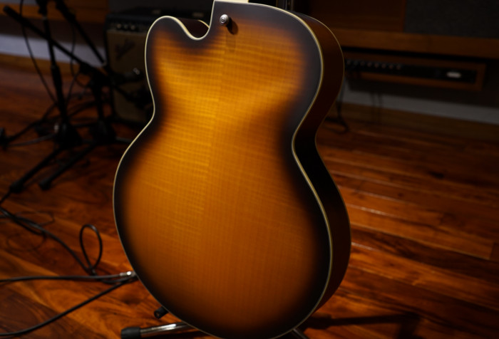 Ibanez  AFV105-RAF『Artstar』美品 Ibanez AFV105-RAF『Artstar』美品