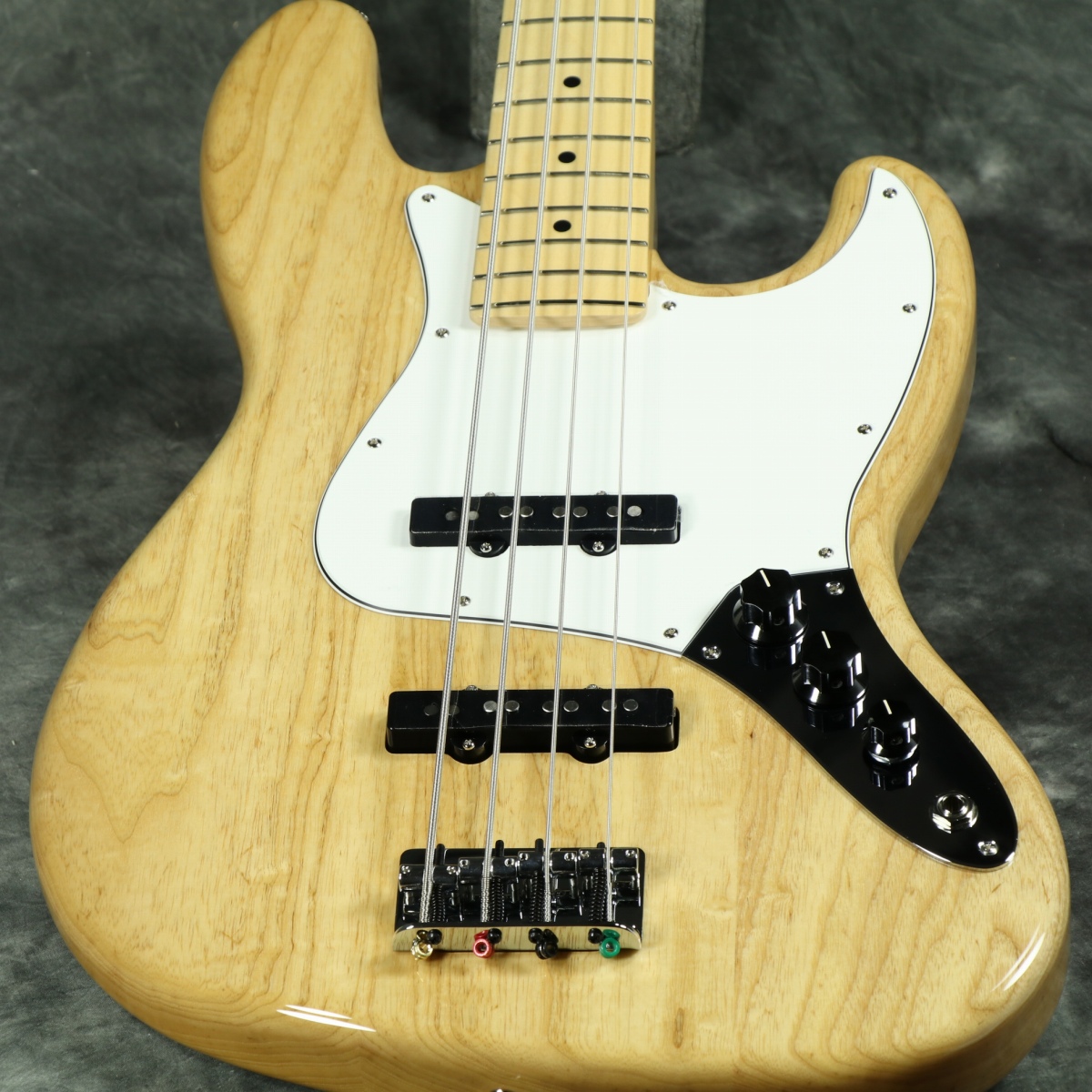 Fender / ISHIBASHI FSR Made in Japan Hybrid II Jazz Bass Ash body Maple  Fingerboard Natural [SN JD21023843]
