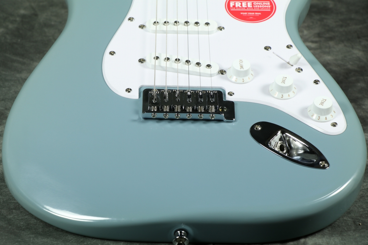 Squier / Bullet Stratocaster with Tremolo Laurel Fingerboard