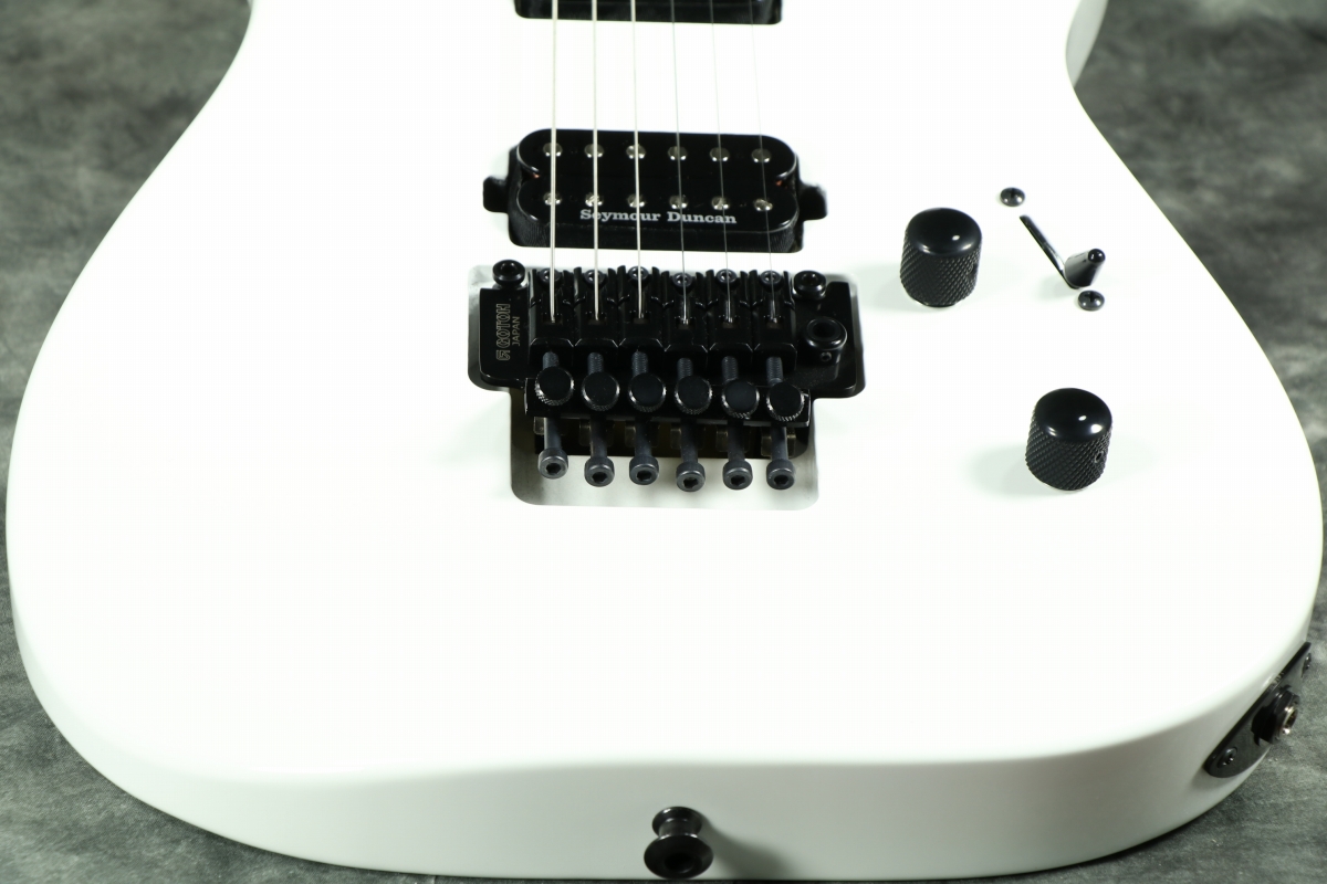 Jackson / MJ Series Dinky DKR MAH Ebony Fingerboard Snow