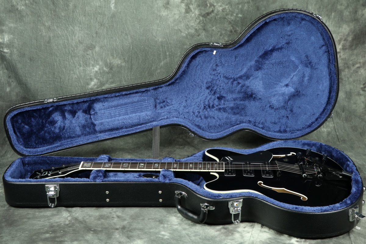 VOX Bobcat S66 with Bigsby ジェット・ブラック VOX BOBCAT S66 Electric Semi-Hollow Guitar with Bigsby Jet