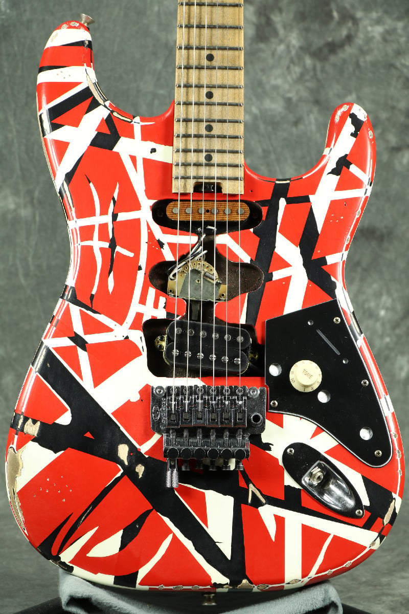 EVH / Striped Series Frankie Red/White/Black Relic エディ ヴァン