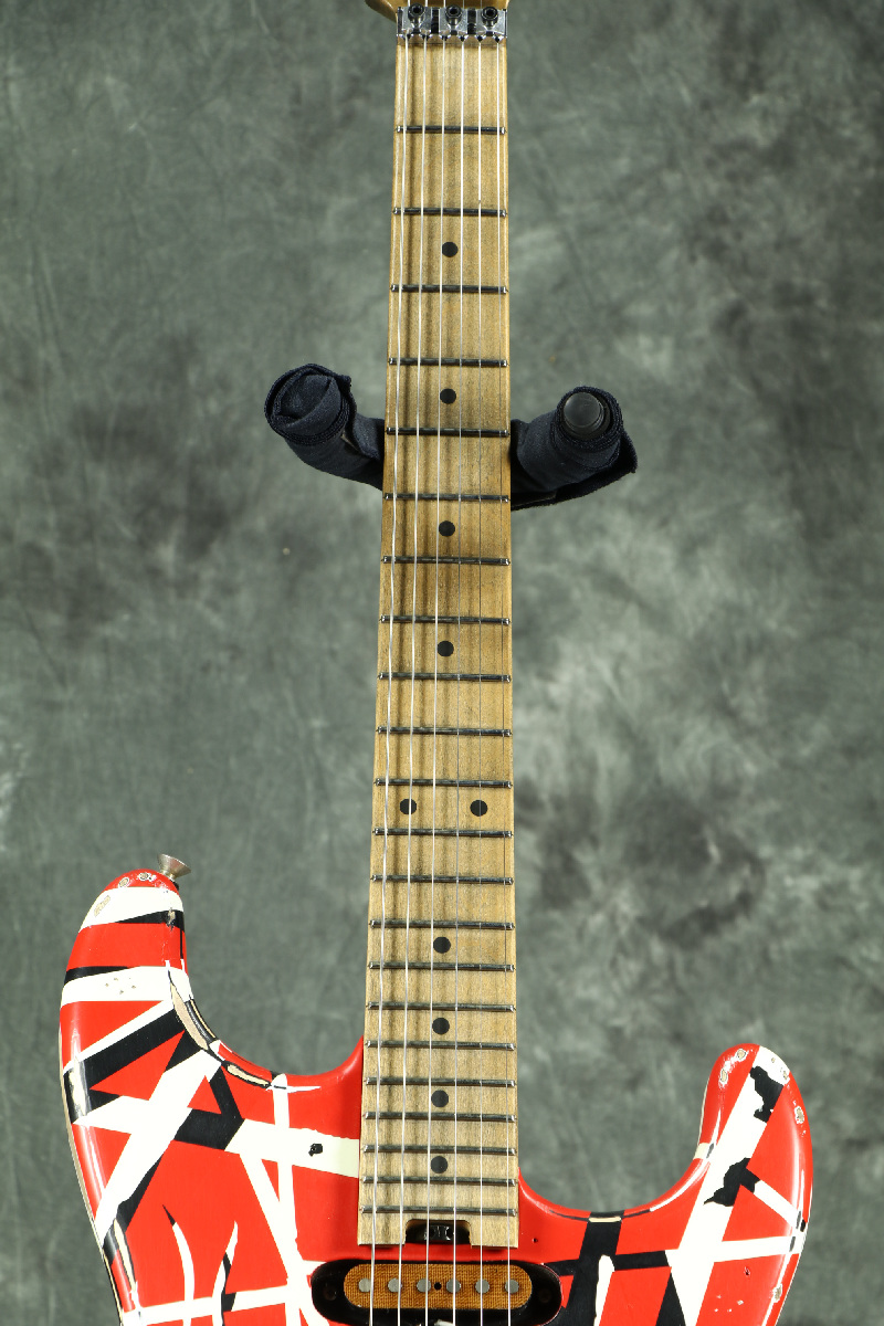 EVH / Striped Series Frankie Red/White/Black Relic エディ