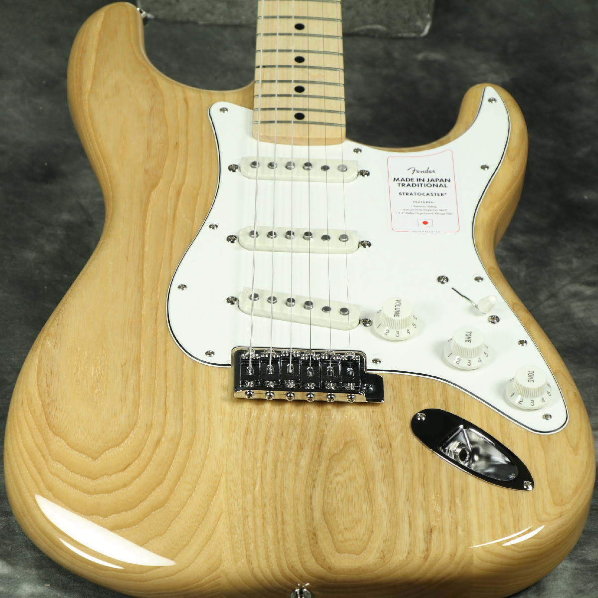 Fender / Made in Japan Traditional 70s Stratocaster Maple