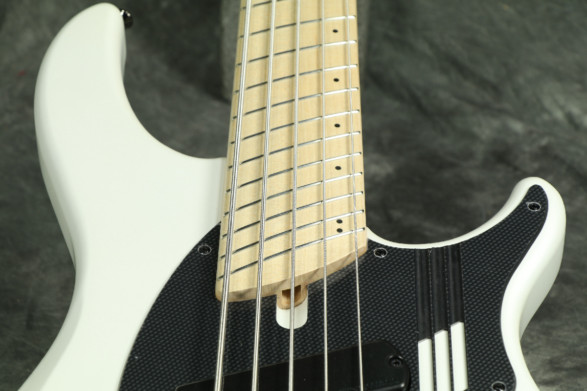 DINGWALL 5弦エレキベース ホワイト DINGWALL / NG-3 5-strings Ducati Matte Pearl White 5弦エレキ