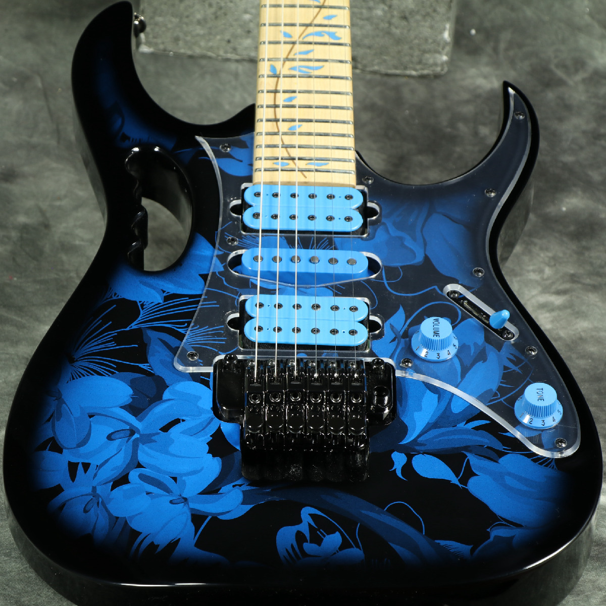 Ibanez / JEM77P-BFP Blue Floral Pattern Steve Vai スティーヴ Ibanez / JEM77P-BFP Blue Floral Pattern Steve Vai スティーヴ