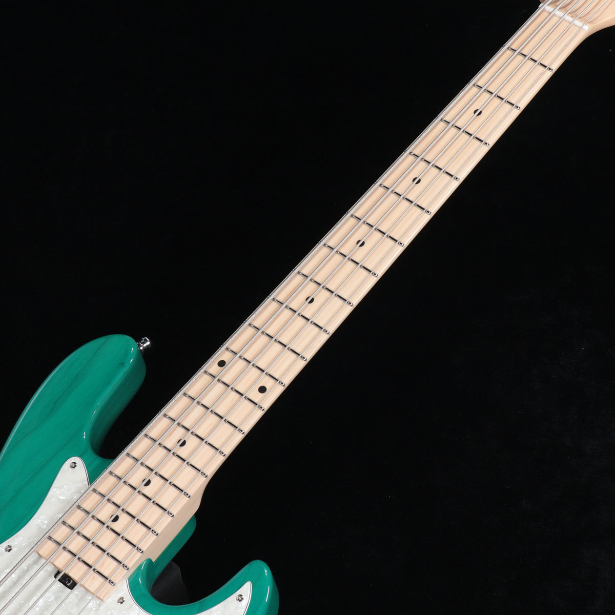 COMBAT GUITARS ディンキーJBタイプ5弦ベース（Fender Deluxe