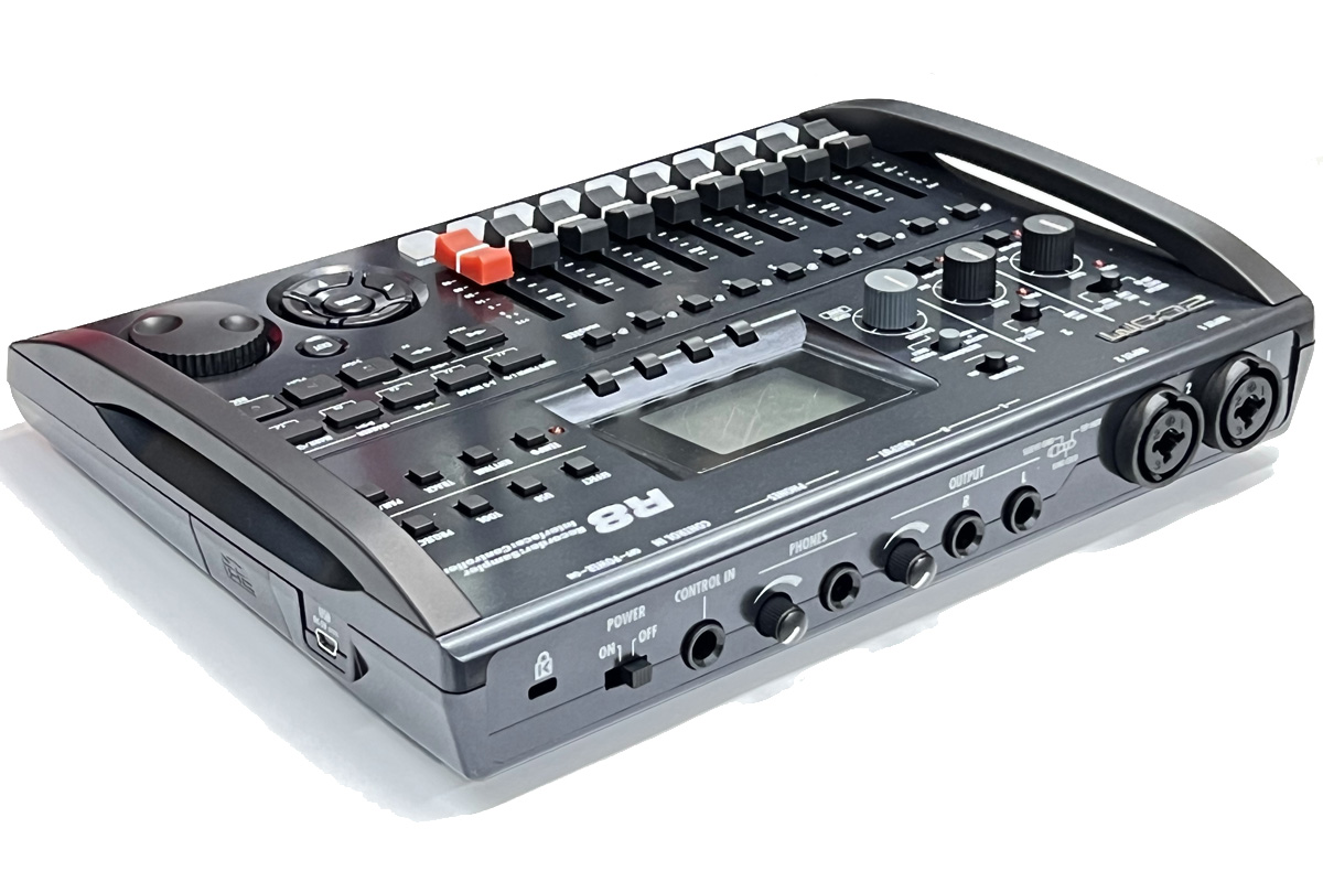 ZOOM / R8 マルチトラックレコーダー【デモ使用特価品
