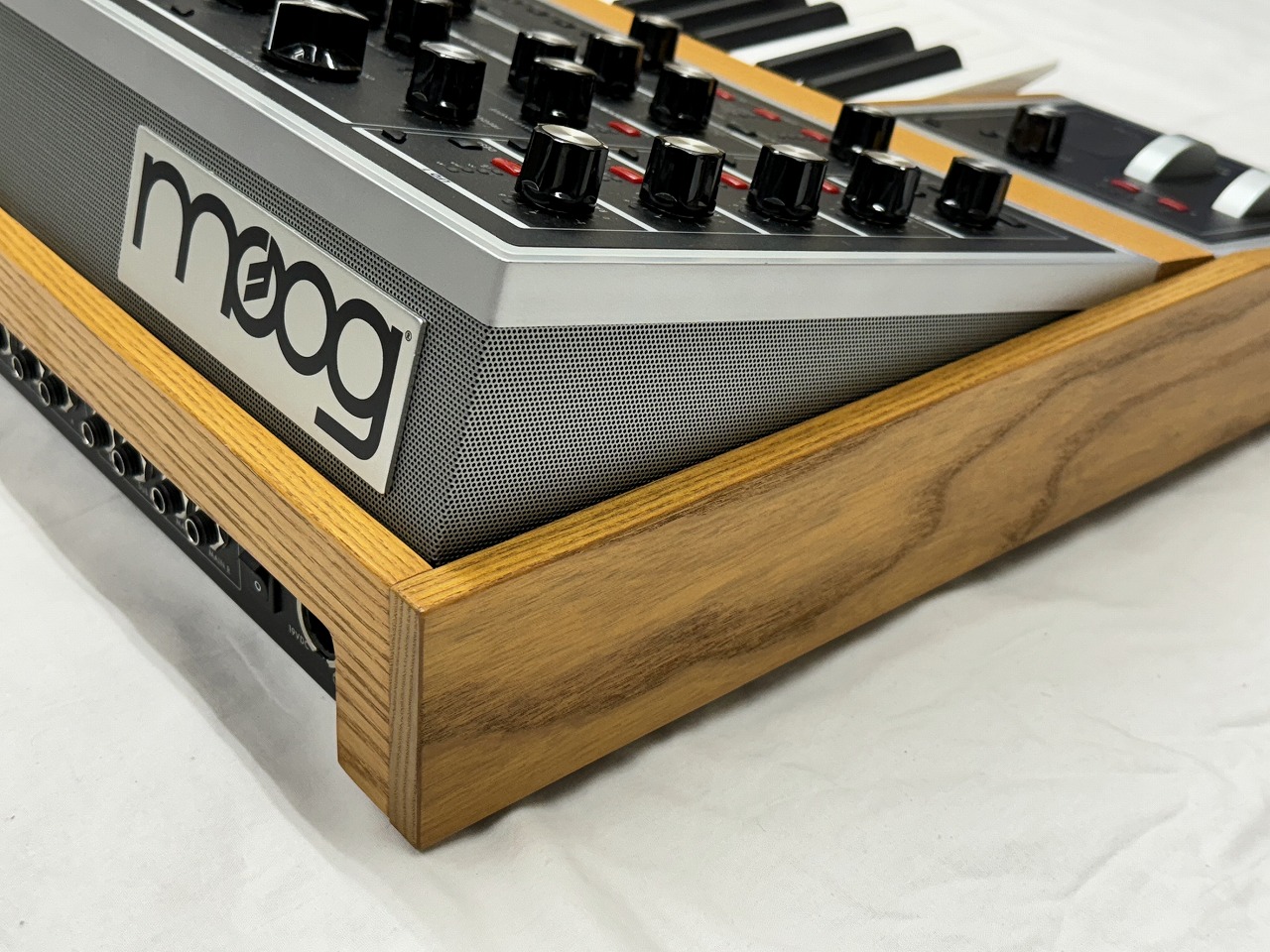 Moog アナログシンセサイザー 完動品➕CV EXPANDER付属 世界で2000台限定生産のアナログシンセ Moog Subsequent 37 CV