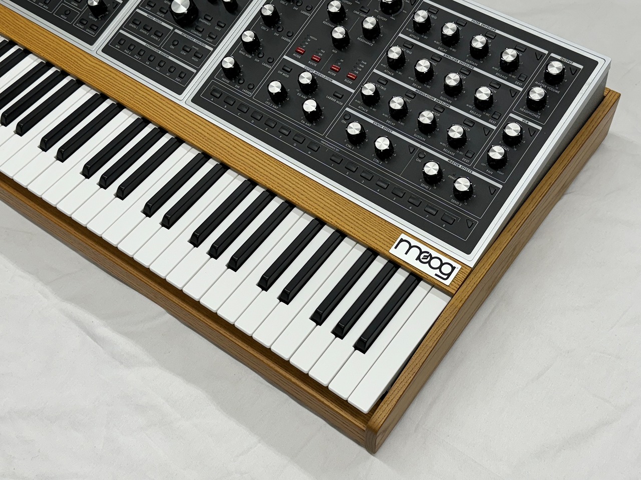 moog モーグ / Moog One 16 VOICE【2級品特価!】《ダストカバー