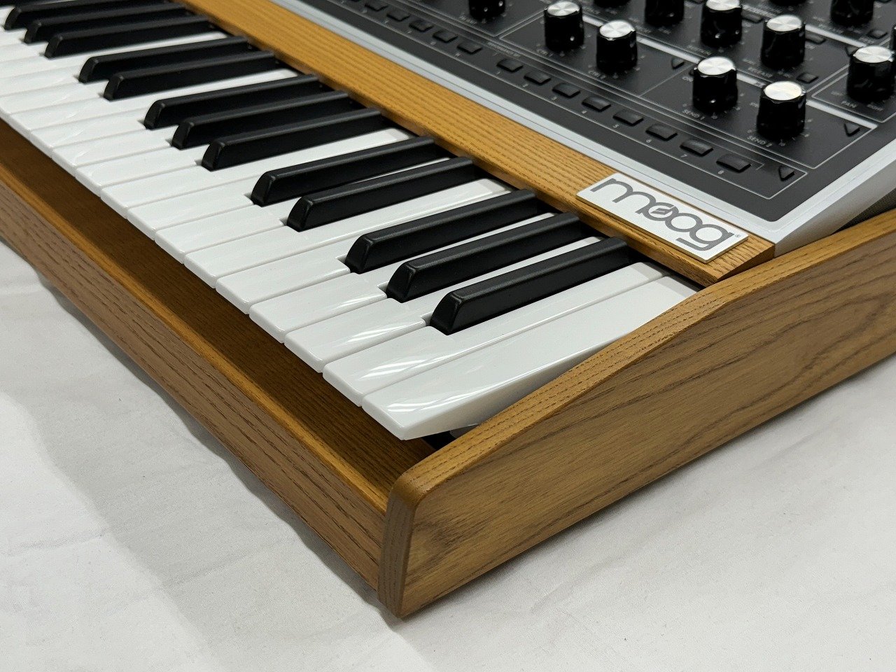 moog モーグ / Moog One 16 VOICE【2級品特価!】《ダストカバー