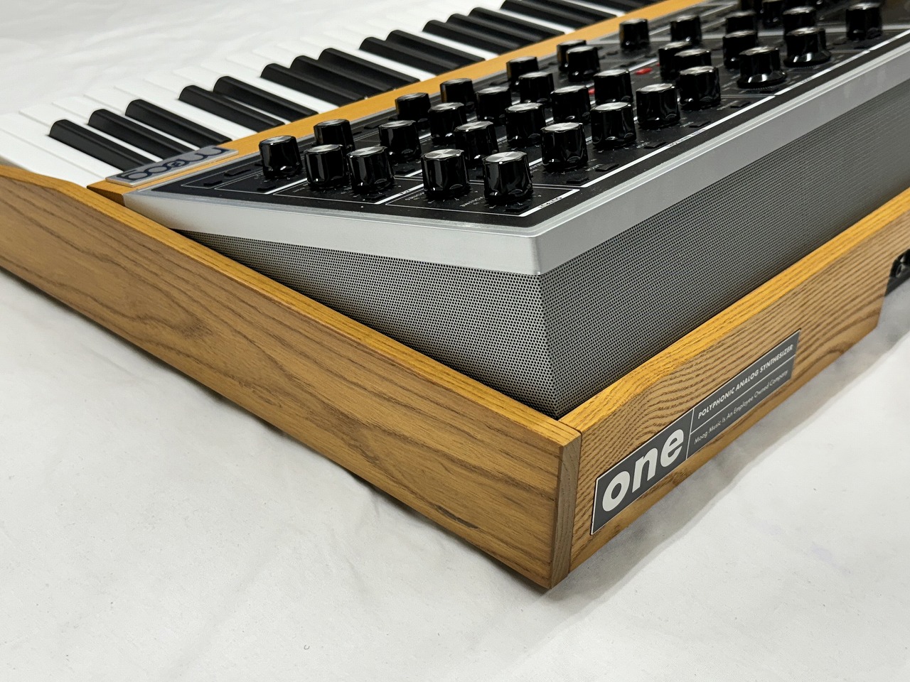 moog モーグ / Moog One 16 VOICE【2級品特価!】《ダストカバー