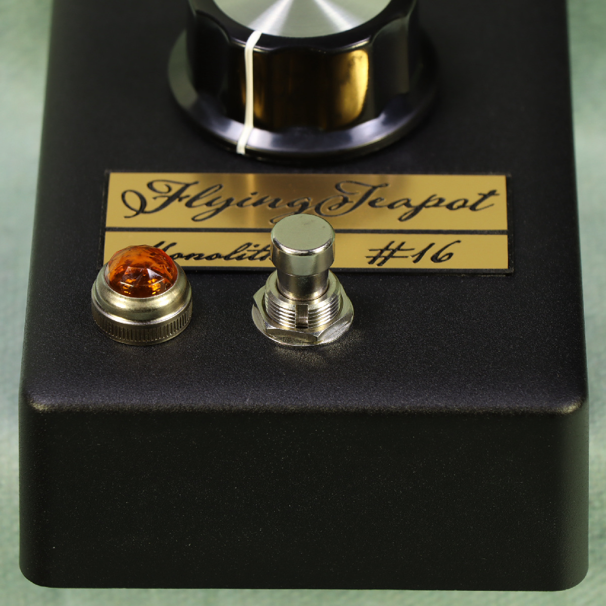 ギター Flyingteapot Monolith Fuzz flyingteapot ( フライングティーポット ) Monolith 送料無料