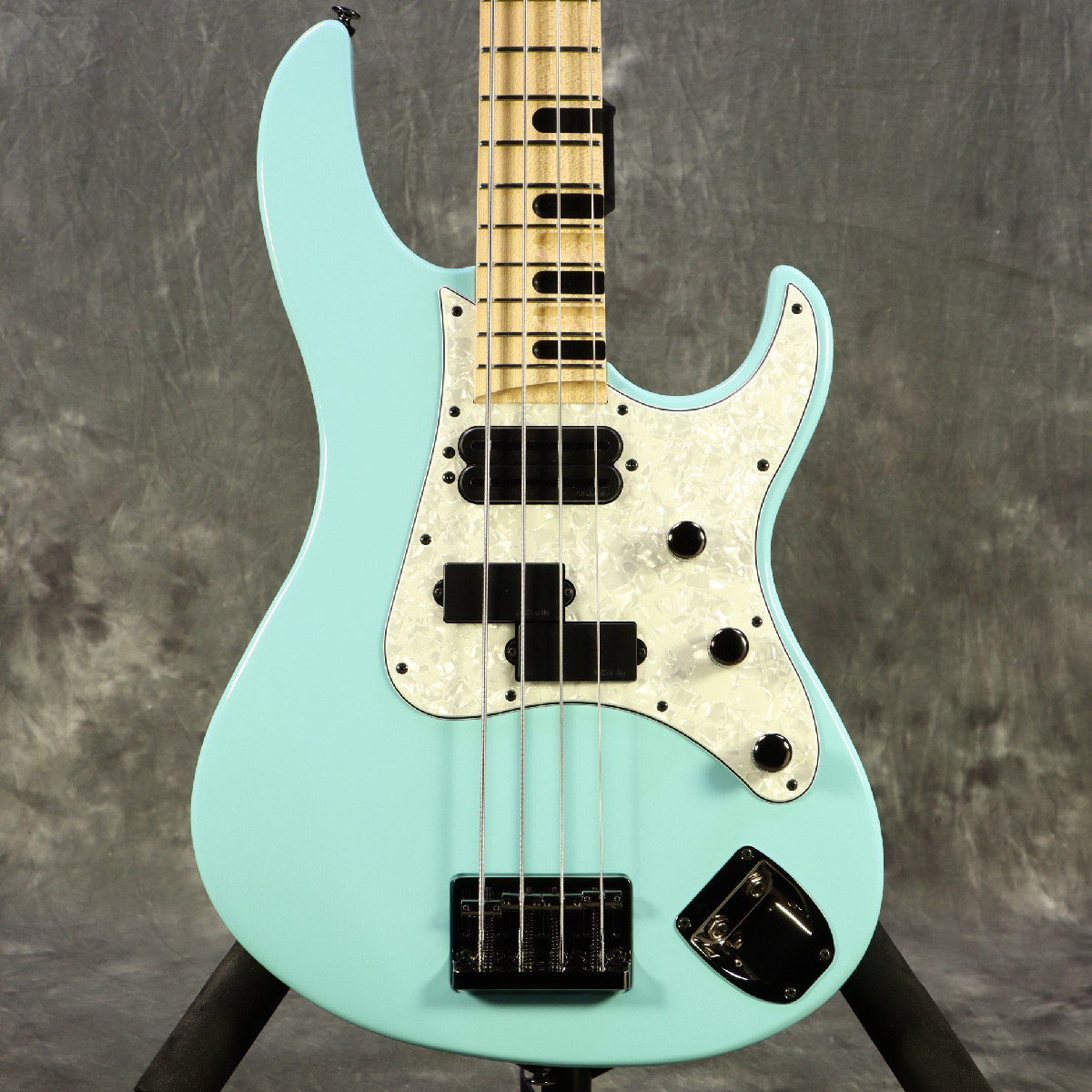 YAMAHA Billy Sheehan Signature BB714BS