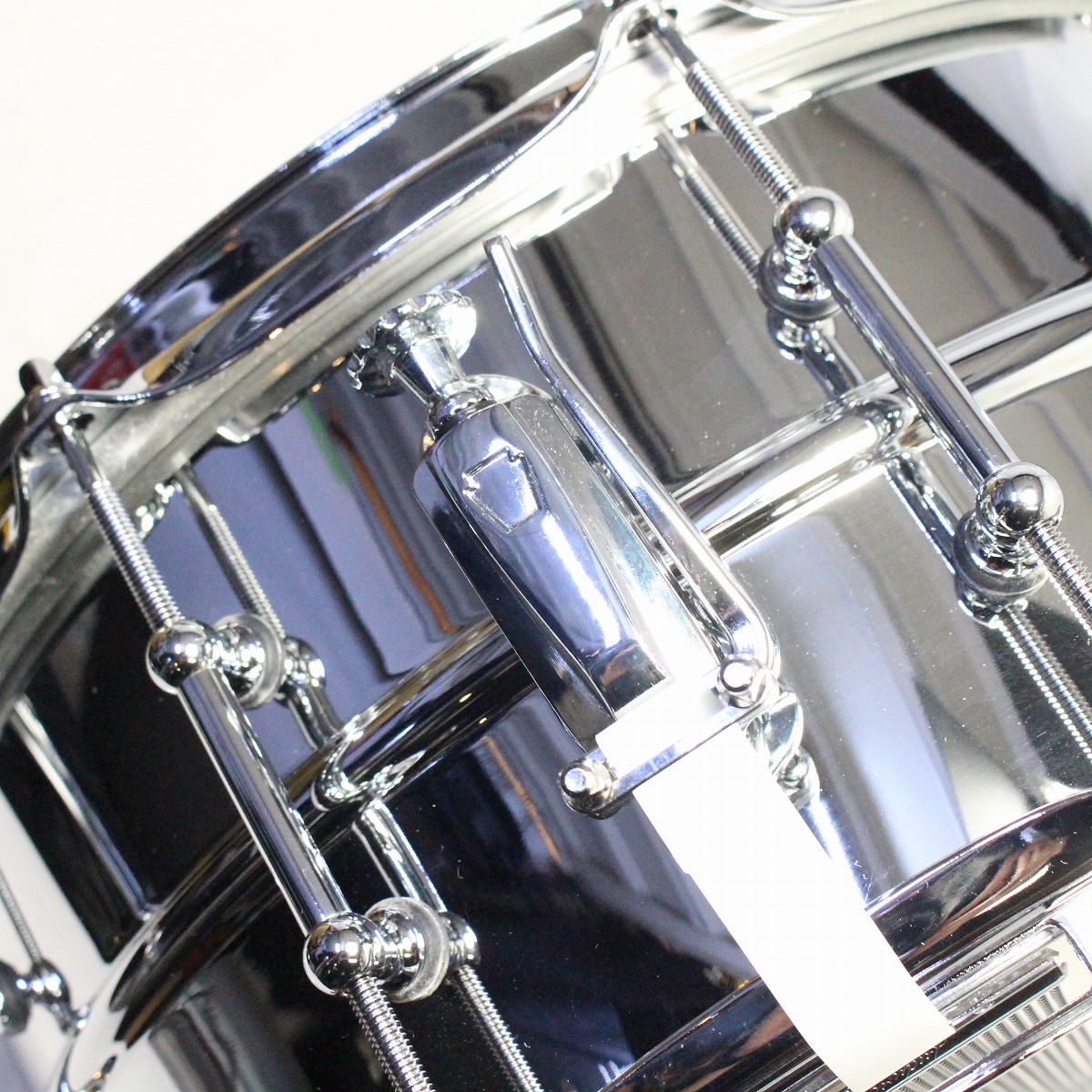 LUDWIG / LB402B Chrome Over Brass Tube lug 14