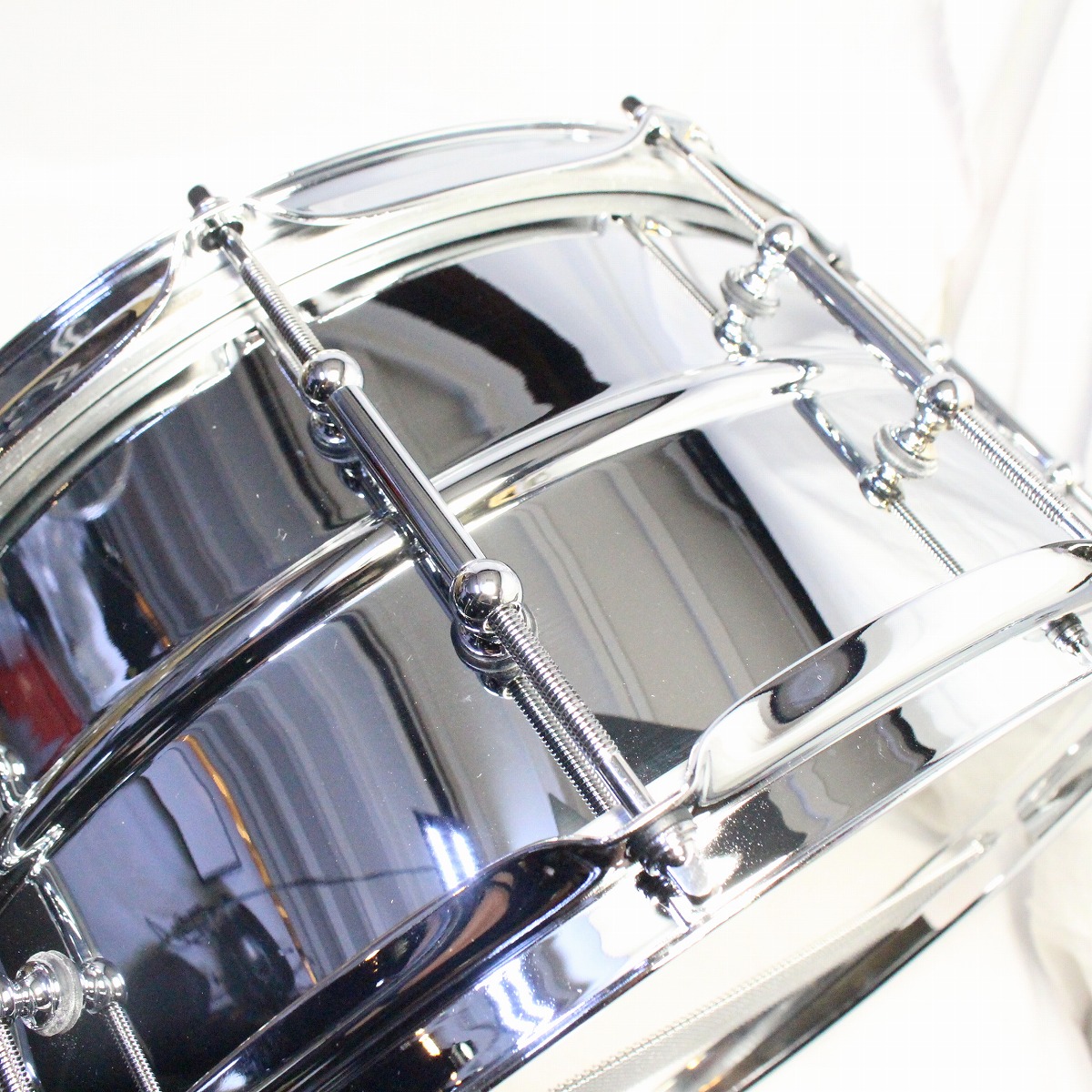 LUDWIG / LB402B Chrome Over Brass Tube lug 14