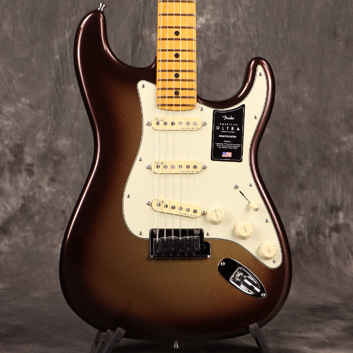 Fender / American Ultra Stratocaster Maple Fingerboard Mocha