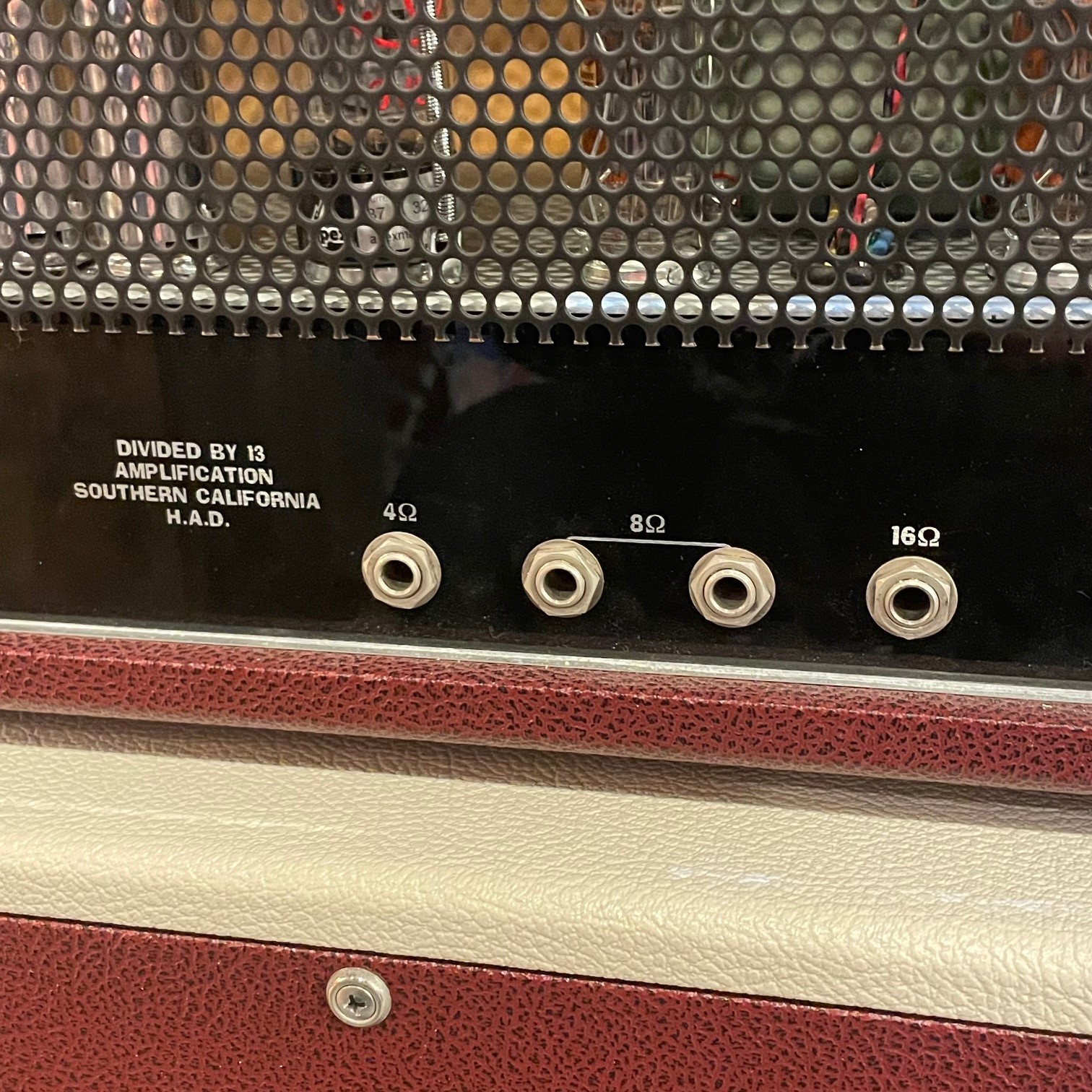 中古】DIVIDED BY 13 / JRT 9/15 Head w/1×12 Speaker Cabinet