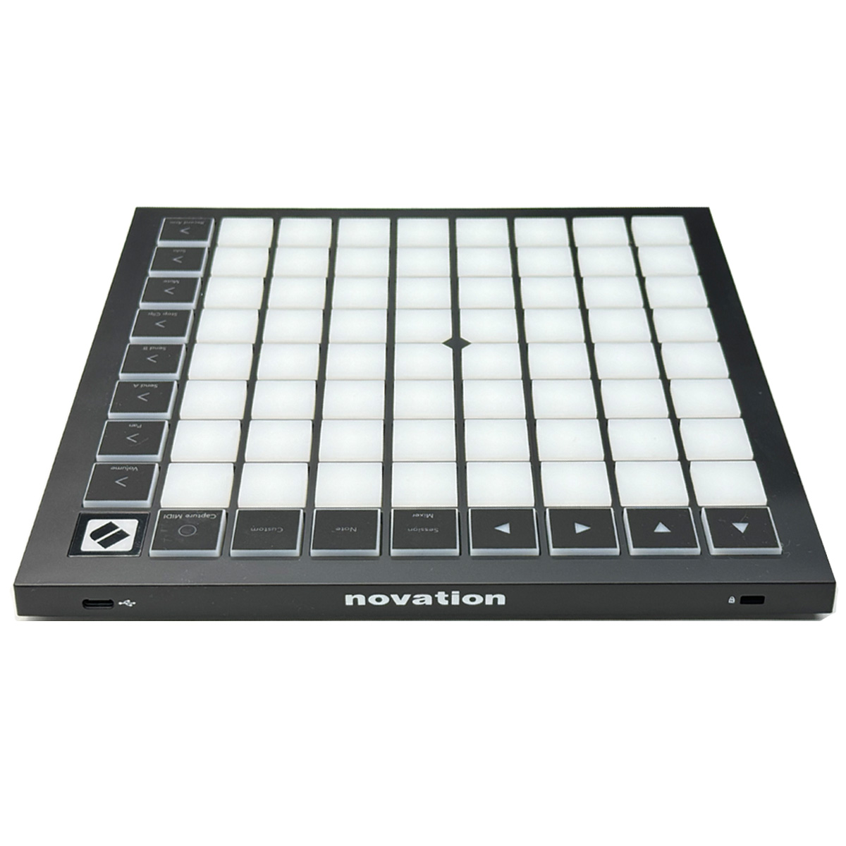 Novation Launchpad X USBケーブル付（Novationスタートガイド）