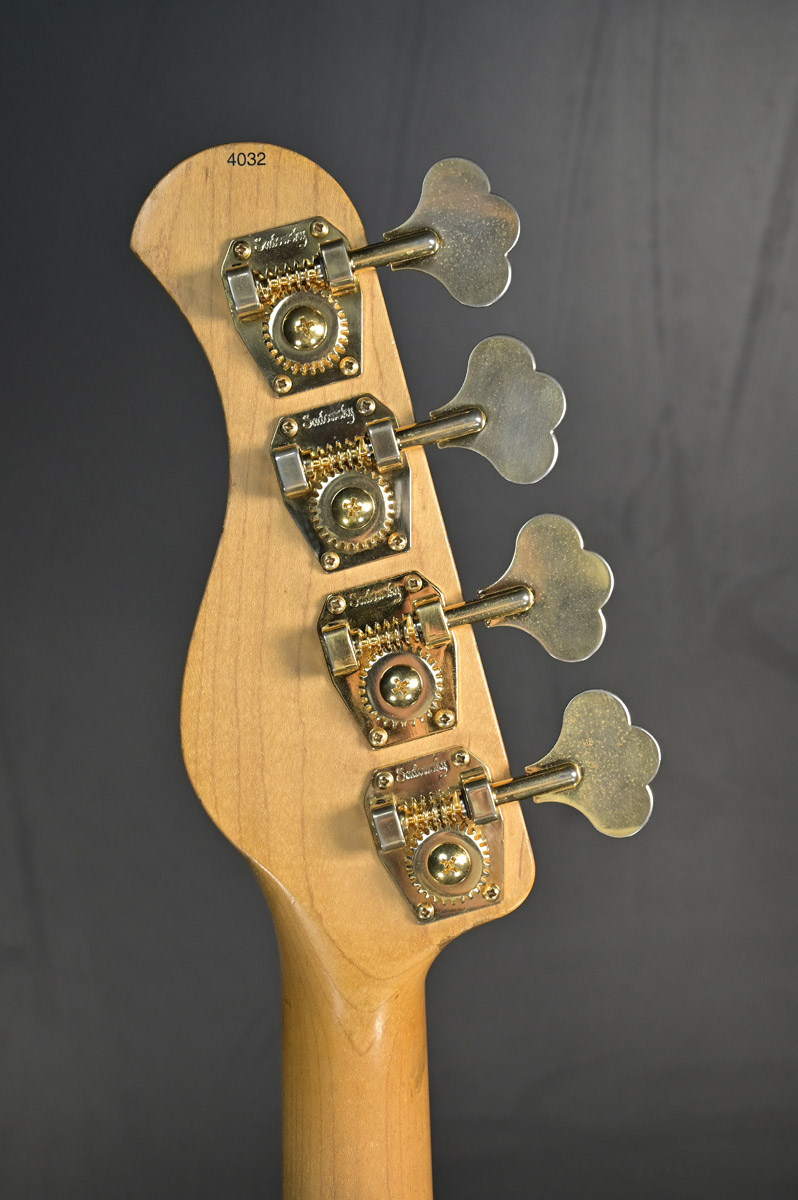 Sadowsky NYC VINTAGE 4st レア材構成　衝撃的な良音 Sadowsky NYC VINTAGE 4st レア材構成 衝撃的な良音